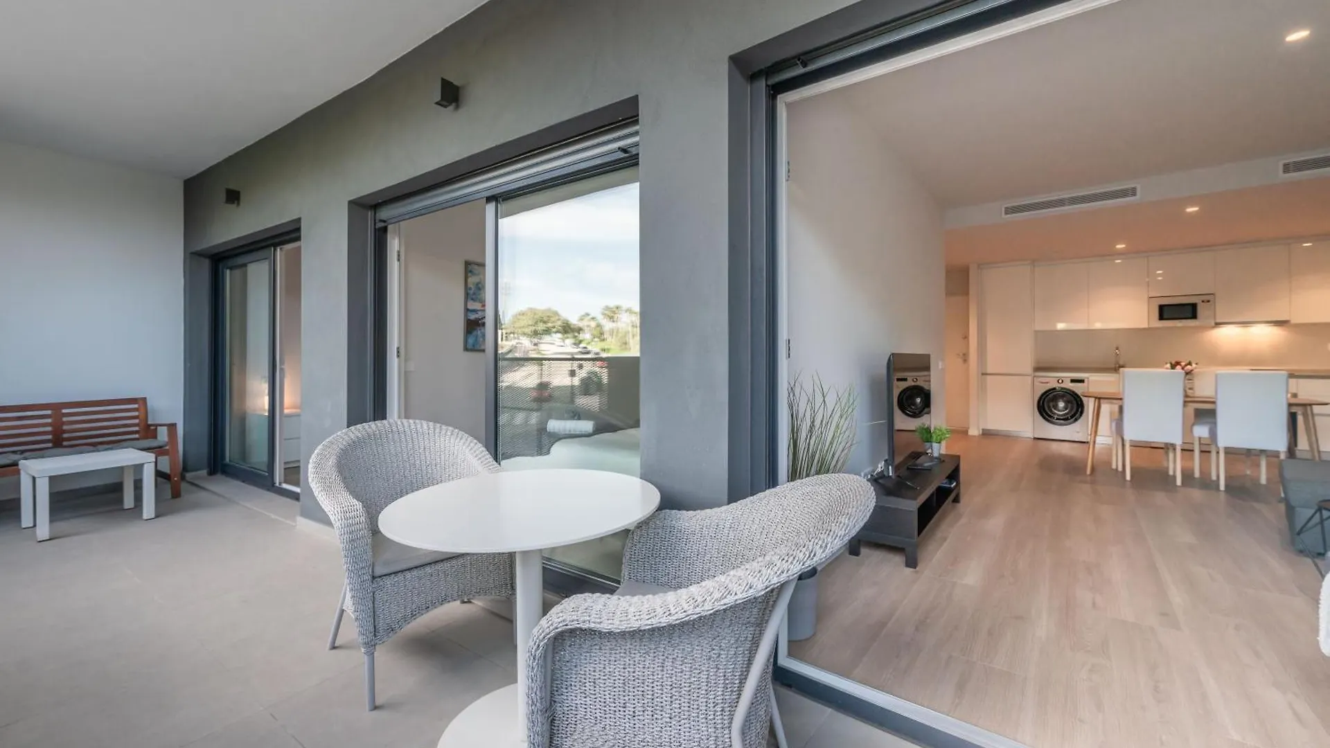 Estepona Luxury Apartments 0*,